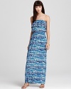 You're shore to love this beach-ready Aqua maxi dress rendered in oceaninc tie-dye hues for sandy-day style. Barefoot or in summer's de rigeueur espadrille's, this warm-weather look in the best of the best.