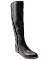 Top off your look with the classic sophistication of the Colaterl boots by Steve Madden.