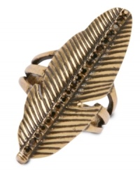 Soar to new fashion heights with this ring from Lucky Brand. Crafted from gold-tone mixed metal and glass accents, the ring makes a plucky statement. Size 7.