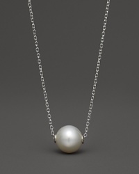 Cultured freshwater pearl necklace in white gold.