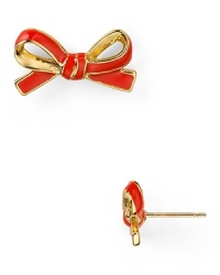 Take a bow (or two) with kate spade new york. This sweetly styled pair of studs lends girlish charm to your lobe look.