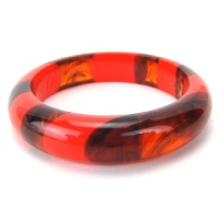 Marc by Marc Jacobs High Tide Resin Swirls Bangle Bracelet - Red - S/M