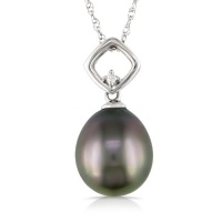 10k White Gold Black Tahitian Cultured Pearl with Diamond Accent Pendant Necklace (0.01 cttw, H-I Color, I2-I3 Clarity), 17