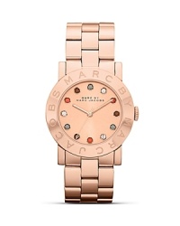 A statement watch is a must for every it-girl, and MARC BY MARC JACOBS glitzy style says glamour. It's sleek design is perfect for the day-to-day, so roll up your sleeves to show off this piece.