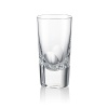 A bold design with a classic shape makes a brilliant addition to your barware collection with these dazzling crystal shot glasses.