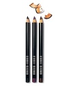 Line, define and shade your eyes with Bobbi's Kohl Eyeliner. This silky-smooth formula delivers dense, even and blendable pigment, so lining your lids super close to your lash line (without that annoying gap) just got easier. It also looks great smudged along top and lower lashes for a smoky effect. Available in three new shades.