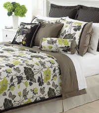 Martha Stewart Layered Flower 4 Piece Twin Comforter Bed In A Bag Set