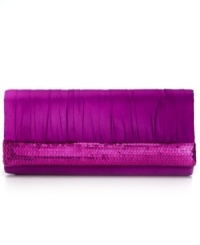 Give your evening out some serious shimmer with this eye-catching clutch from Jessica McClintock. Adorned with pretty pleating and stunning sequin, it discretely tucks under your arm to make any outfit exquisitely complete.