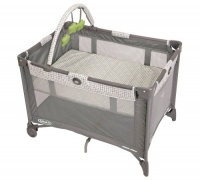 Graco Pack N Play Playard with Bassinet, Pasadena