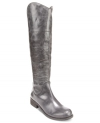 Indulge in the luxurious leather of BCBGeneration's Mailino wide calf boots. With an exposed back zipper and a smooth round toe, this must-have style is bound to be one of your new faves.