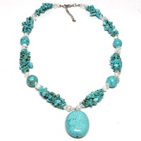 18 Beautiful Green Color Turquoise With Freshwater 18 Inch Necklace