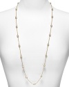 This gleaming organic 8 mm pearl necklace will give your look instant sophistication and style.