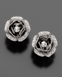 Evoke vixen-style glamour with these Betsy Johnson rose bud stud earrings. Featuring hematite accents with a glittery finish.