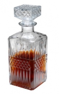 Whiskey 30 Ounce Decanter with Stopper