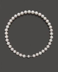 14 Kt. White Gold and White South Sea Pearl Necklace, 17