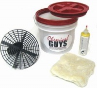 Chemical Guys (ACC_101) Detailing Car Wash Bucket Kit with Grit Guard Insert