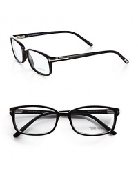 A signature accessory to update your stylish wardrobe in lightweight acetate. Available in shiny black.Logo templesMade in Italy Please note: Non-prescriptive lens. 