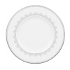 White Lace bone china is characterized by its diverse series of borders all rendered in precious platinum. The classic combination of platinum and white radiates on the table. A truly classic look.