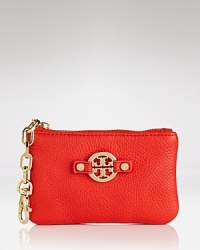 From Tory Burch's Amanda collection, a leather inlaid logo dresses up this petite leather coin pouch, detailed by a gleaming link strap.