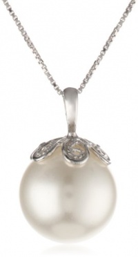 Sterling Silver 13mm White Shell Pearl Pendant Necklace , 18