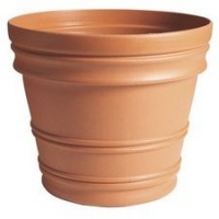 Fiskars 20-6011689 16-Inch Rolled Rim Pot, Color Clay