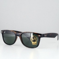 RAY BAN SUNGLASSES MODEL: 0RB2132 COLOR: 902L SIZE: 5518