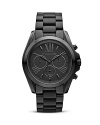 Toughen up. In cool matte black-brushed stainless steel, this sleek timepiece from MICHAEL Michael Kors adds a distinct downtown touch.