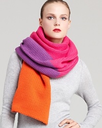 Bundle up in kate spade new york's chunky knit scarf with bold colorblocking and an oversized silhouette.