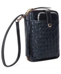 Give the gift of gab with this chic Elliott Lucca smartphone case that speaks fashion and fabulous. In rich woven leather with convenient wristlet strap, it flaunts plenty of pockets for the girl on-the-go.