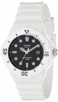 Casio Women's LRW200H-1EVCF Dive Series Diver Look Analog Watch