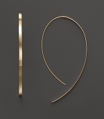 Elegant hoop earrings in 14K yellow gold from Lana.