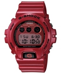 With a colorful metallic dial with a mirrored finish, this G-Shock digital watch beams with style.