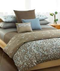 Calvin Klein Cut Flowers - Smoke Queen Duvet Set