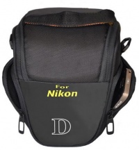 MegaGear ''Ultra Light'' Camera Case Bag for Nikon D3200, D5200, D5100, D3100 cameras