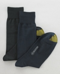 Keep your feet in total comfort with these Goldtoe socks.