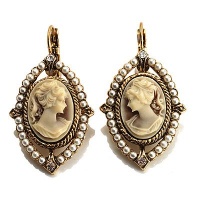 Vintage Cameo Pearl Style Drop Earrings (Burn Gold)