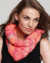 Hit the streets in Echo's chunky, cable knit neckwarmer to make a stylish cold-weather statement.