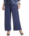 Alex Evenings' chiffon pants make an elegant finish to your evening ensemble. They look especially sleek with a pair of strappy heels!