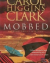 Mobbed: A Regan Reilly Mystery (Regan Reilly Mysteries)