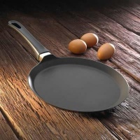 Scanpan Classic 10-Inch Crepe Pan