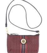 Live la vida logo with this signature print purse from Tommy Hilfiger. The compact crossbody design it adorned with golden hardware, monogram plaque and preppy center stripe, for an undecidedly uptown look.