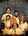 It's Always Sunny in Philadelphia Sears Family Photo TV Poster Print - 24x36 Poster Print, 24x36