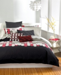 Introduce sophistication through the bold, modern graphics of the Pinball comforter. Off-set the dark elements with neutral Heathered cotton sheeting and printed decorative pillows for an innovative look that still remains casual. (Clearance)