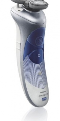 Philips Norelco HS8420 Nivea for Men Razor