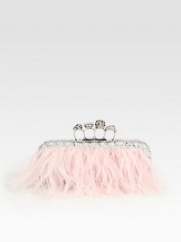 An ultra-feminine style with luxurious dyed ostrich feathers accented with an iconic knuckle closure.Top clasp closureLeather lining8½W X 4H X 1½DMade in Italy