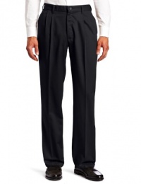 Lee Men's No Iron Relaxed Fit Pleated Pant