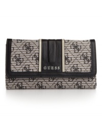 Find your signature style with this everyday essential from GUESS. This slim clutch design has a place for all your necessities from cards to cash. Carry it alone, or in your favorite GUESS purse to keep you organized all day and night long.