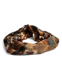 THE LOOKAllover tribal-inspired print with designer signatureHook-and-eye closureCan also be worn as a neck or wrist scarfTHE MEASUREMENTWidth, 7THE MATERIALSilkORIGINMade in Italy