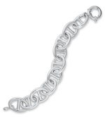 Effortlessly stylish. Giani Bernini's polished sterling silver link bracelet is a must have for every girl's collection. Approximate length: 8 inches.