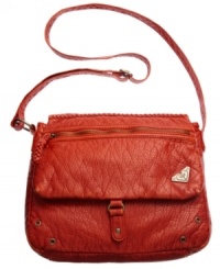 Keep the love alive with this adorable crossbody design from Roxy. Signature hardware and braided accent add interest to the outside, while the pocket-lined interior keeps essentials safe and secure.